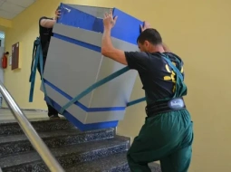 Такелажные работы: мастерство перемещения тяжелых и габаритных грузов