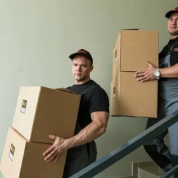 Организовали идеальный переезд в Алматы: такси с грузчиками сэкономило время и нервы клиента